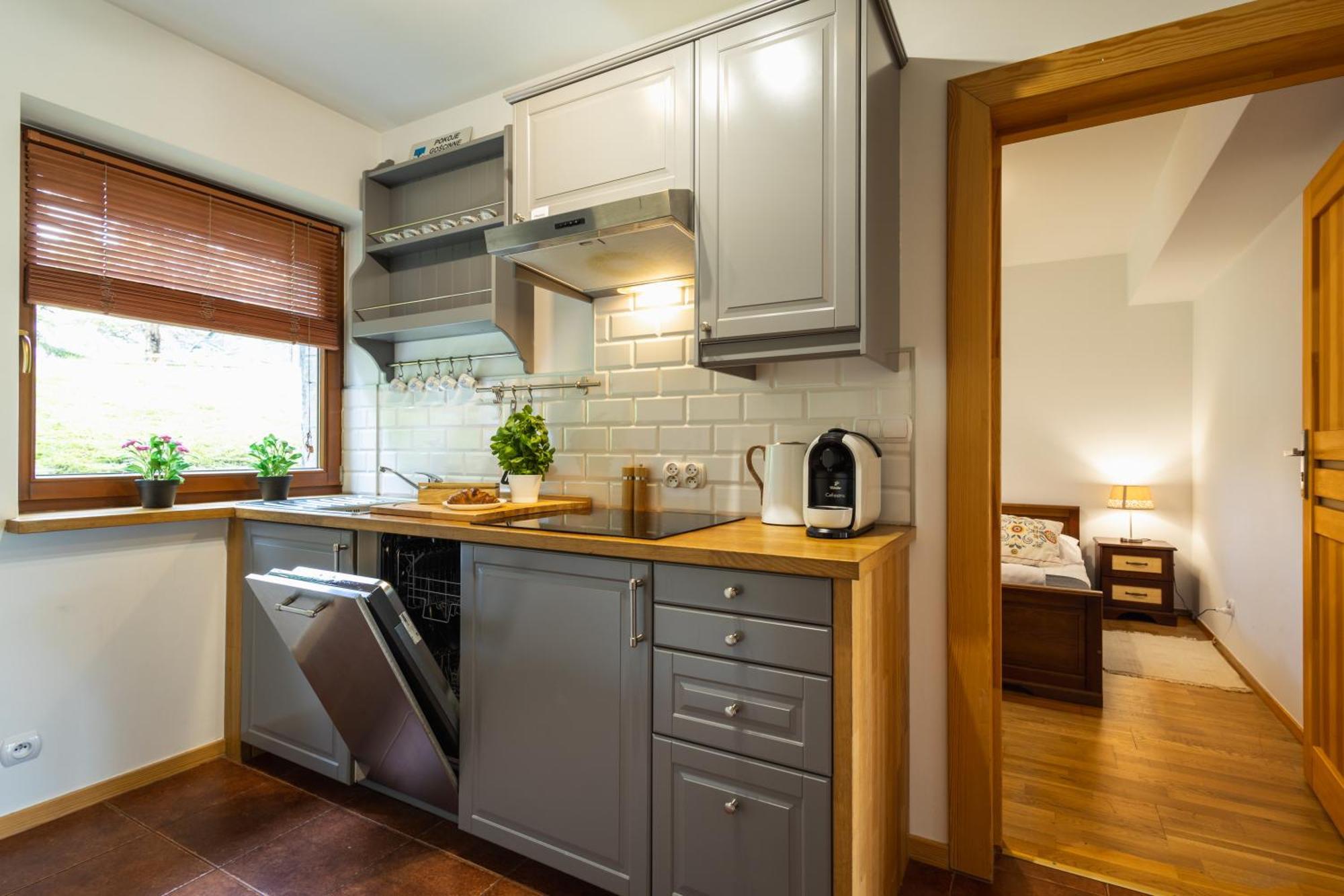 Apartament Poludniowy Z Widokiem- Sauna, Jacuzzi, Kominek 코스실리스코 외부 사진